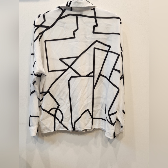 ASOS Relaxed Blouse, Black and White, Size US 6 - Picture 2 of 6